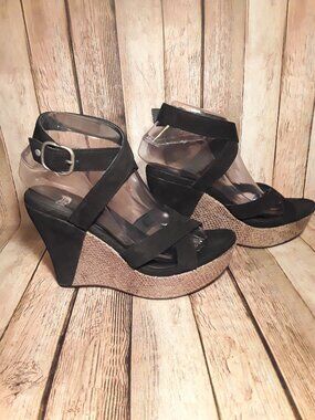 Ugg Black Leather Sandals Size 7